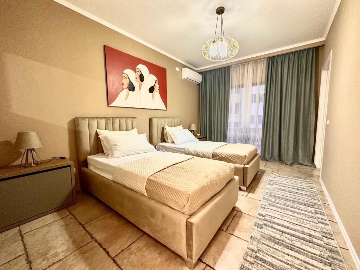 Amos City Center Apartment Tirana Exterior foto